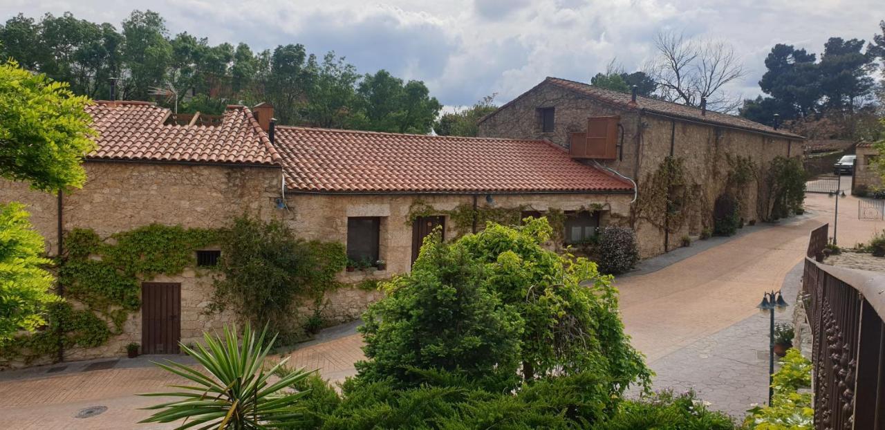 Hotel Rural A Velha Fabrica Valverde del Fresno Exterior photo